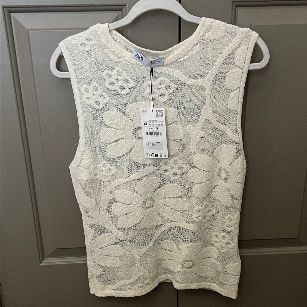 Zara Ivory Floral Textured Knit Top